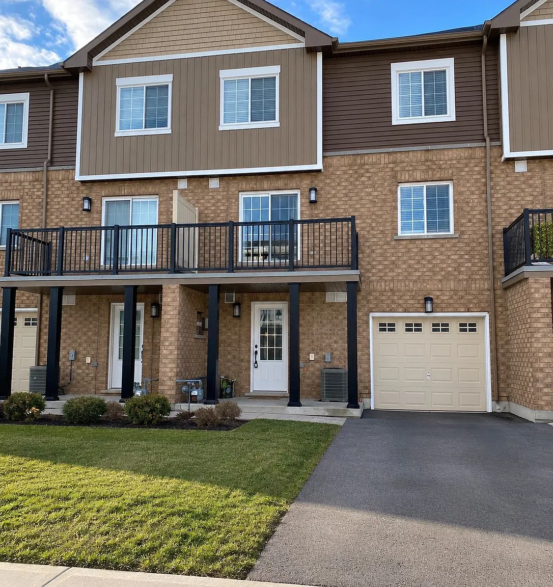 3 bed, $2,650 — Photo 1
