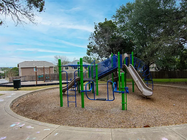 10509 Wylie Dr #338 — Photo 36