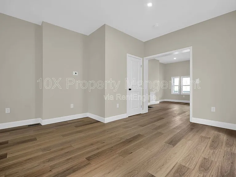 555 Kimball Pl — Photo 10