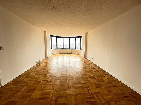 3rd image of 330 E 38th St APT 44C