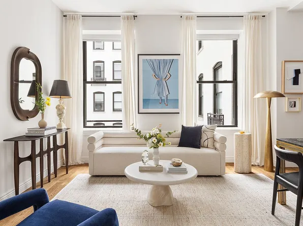 225 5th Ave APT 6T, New York, NY 10010