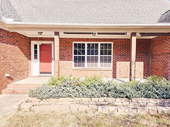 4th image of 223 Wildwood Dr