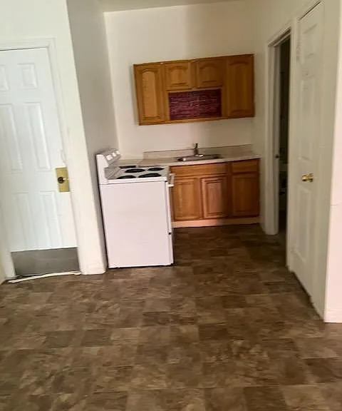 730 W Walnut St #1C — Photo 4