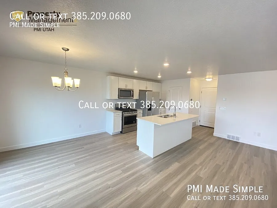 Coming Soon! Captivating Barley Bend Townhome! — Photo 3
