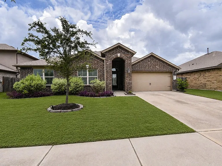 1334 Bellingham Park Dr — Photo 36