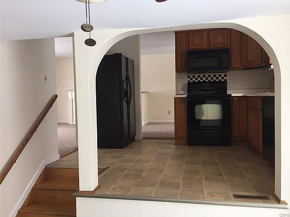 5th image of 5549 Taormina Dr