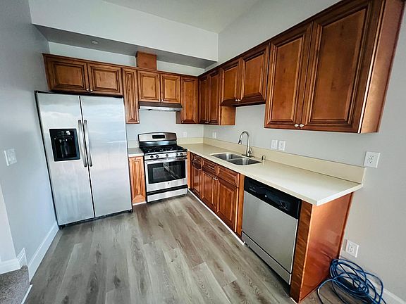 4th image of 14735 Friar St APT 101