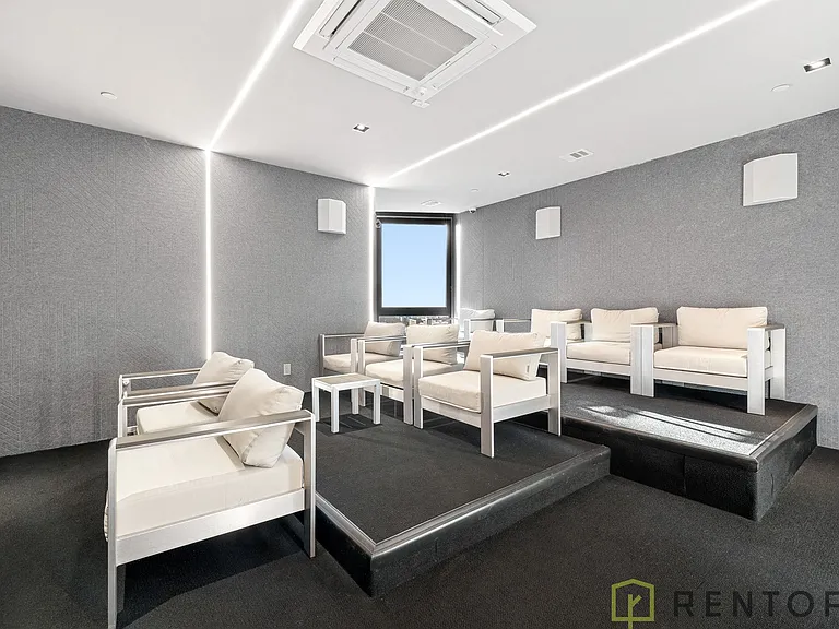 1634 Flatbush Ave #563 — Photo 9