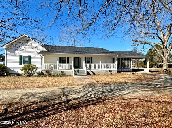 2281 Old Route 22 Road, Kenly, NC 27542