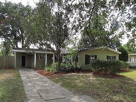 2nd image of 1672 Magnolia Ave