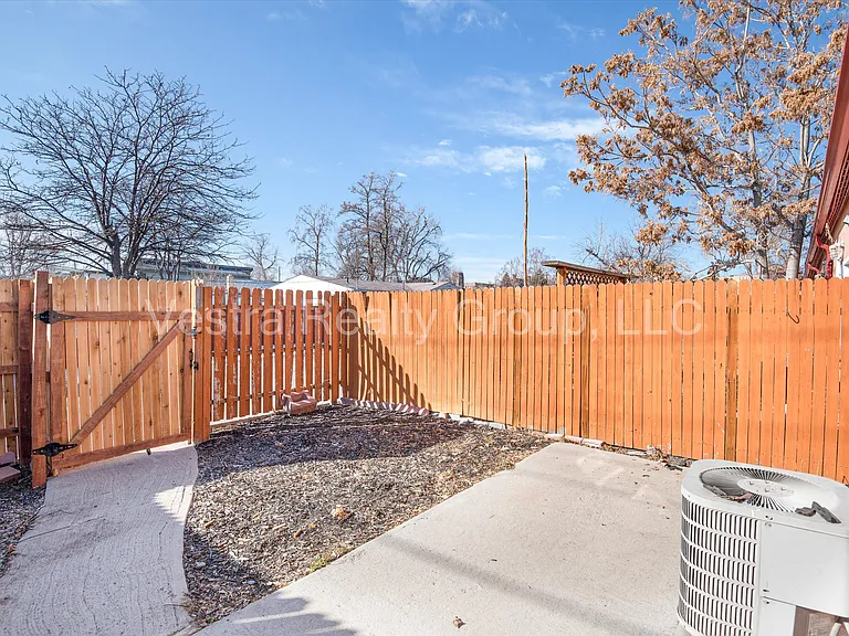 1622 W 38th Ave #1 — Photo 26