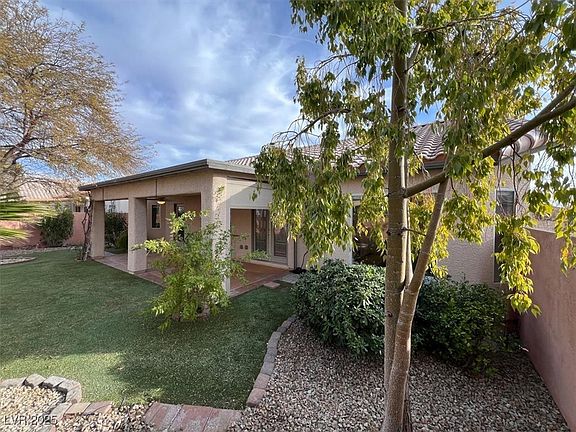 5th image of 2624 Torch Ave