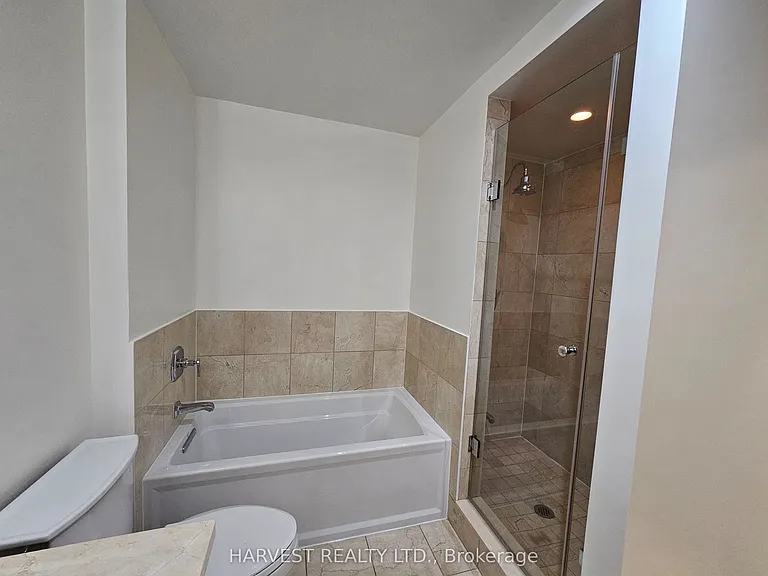 23 Rean Dr #203 — Photo 20