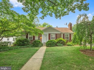 1205 Oakwood Dr, Frederick, MD