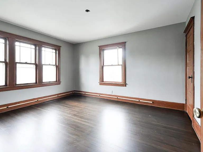 3124 Cass St — Photo 12