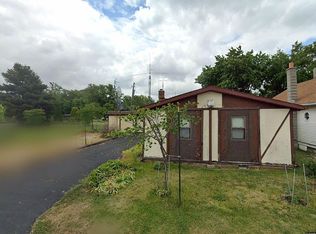 352 Lakeview Dr, Harbor View, OH 43434