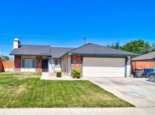 37909 Maureen St, Palmdale, CA 93550