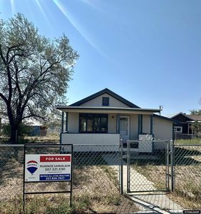 307 W 2nd St, Shoshoni, WY, 82649