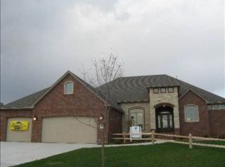 2653 N Bayside, Wichita, KS 67205