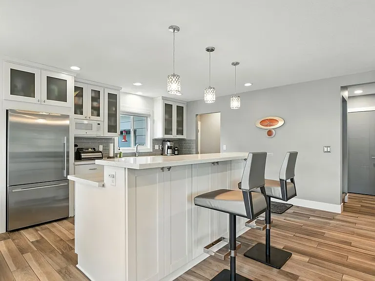 2407 E Mill Plain Blvd — Photo 8