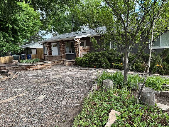 2nd image of 3405 N Grandview Dr
