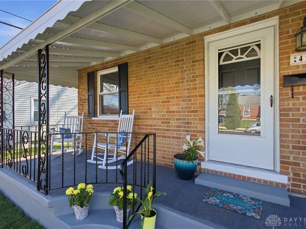 412 Cape Cod Dr, Springfield, OH 45505