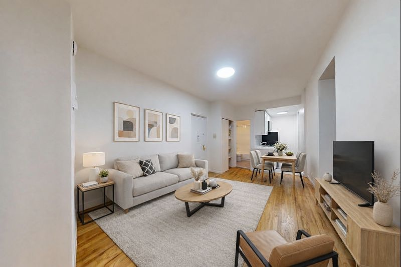 1st image of 417 E 65th St APT 11