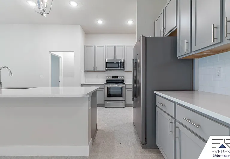 12 Kaiser Pl — Photo 11