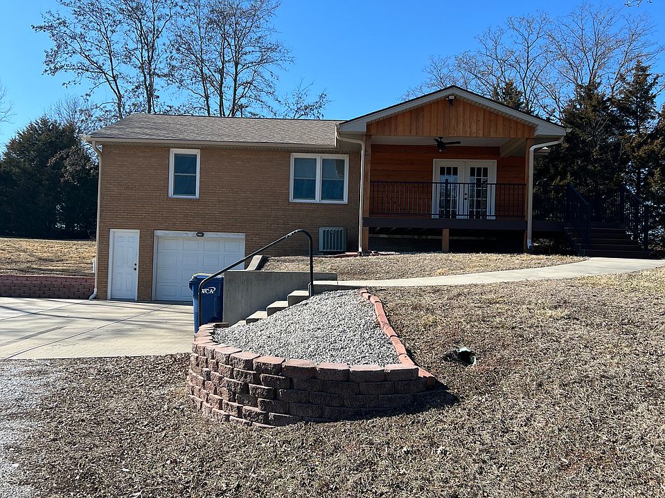 1st image of 609 NW 179th St