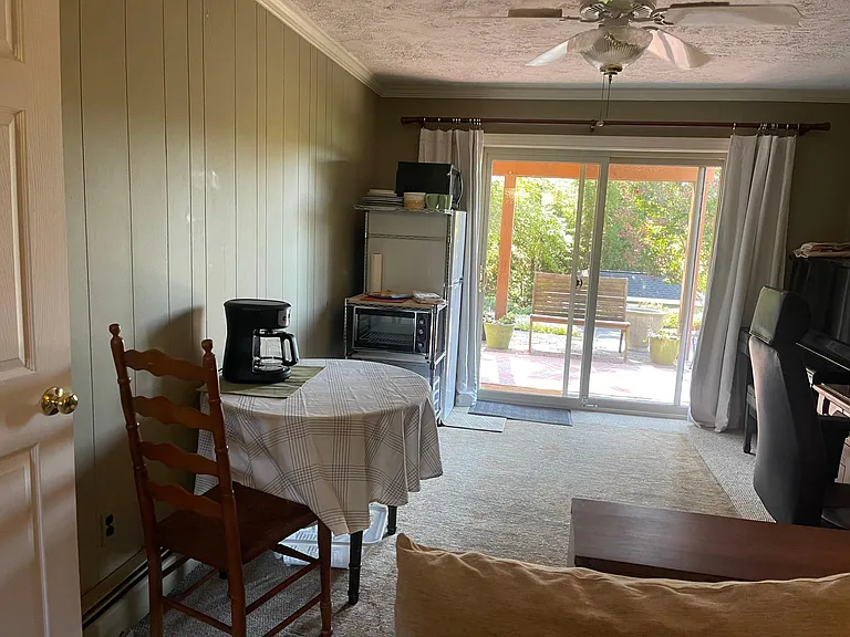 725 Ridgewood Rd — Photo 12