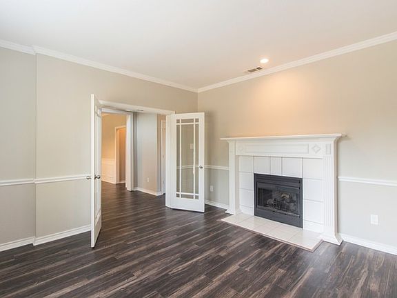 3rd image of 2801 Montell Ct