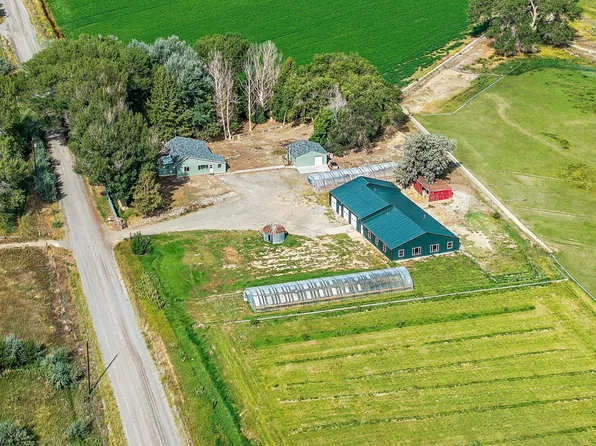 1151 Lane 6, Powell, WY 82435