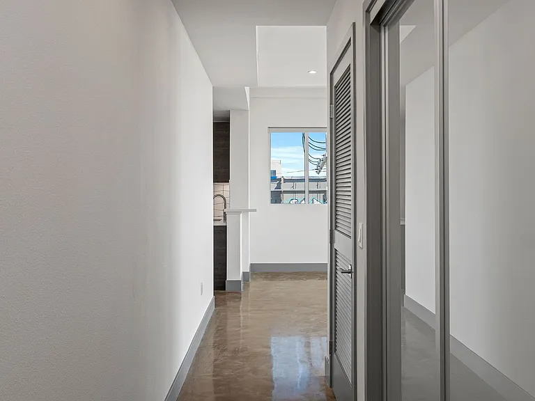 T Lofts Apts — Photo 41