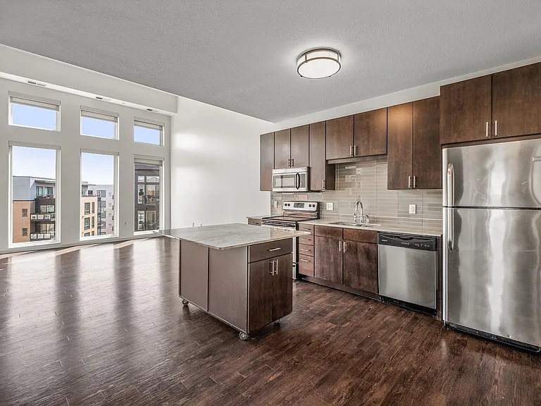 The Flats at West End — Photo 72