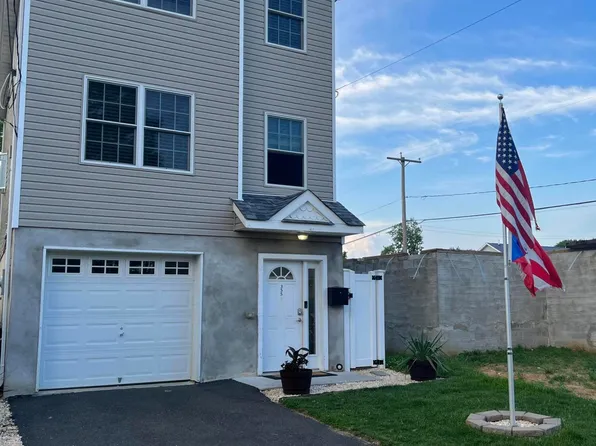 355 Lorillard Avenue, Union Beach, NJ 07735