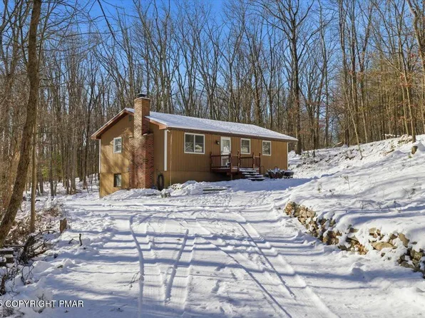 143 Anglemire Dr, Stroudsburg, PA 18360