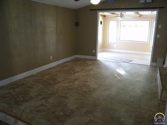 3rd image of 525 S Union St