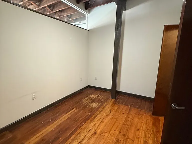 703 N Harrison Street 410 Hancock St — Photo 23