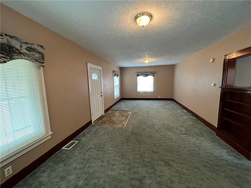 811 Florence St, La Belle, PA 15450 Zillow