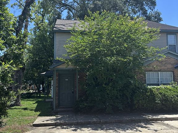2nd image of 2771 Tess Cir #2771