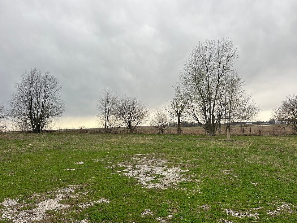 2nd image of 8000 N County Road 300 W