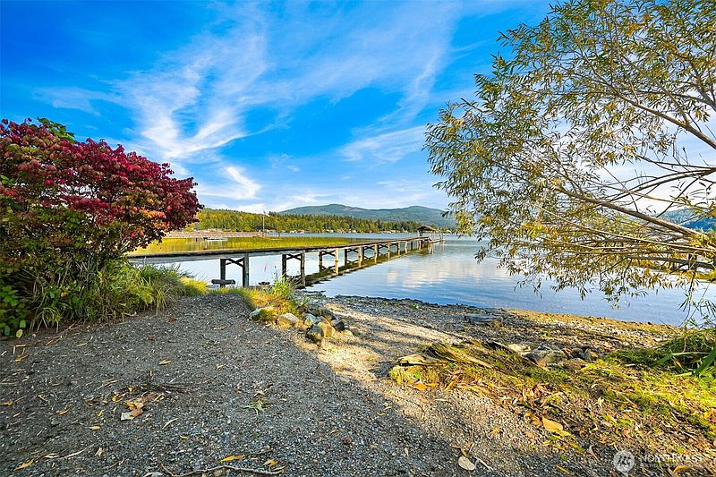5th image of 4618 Lakeway Drive