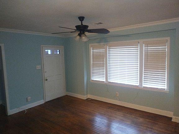 2nd image of 1905 Crump Ave