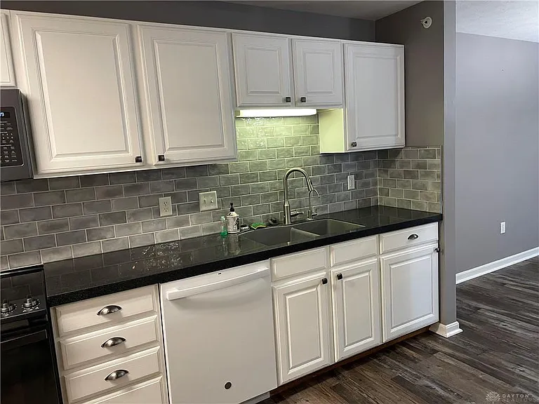 3127 Alexander Pl #103 — Photo 10