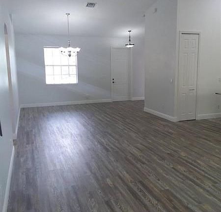 3rd image of 5844 NW Hann Dr