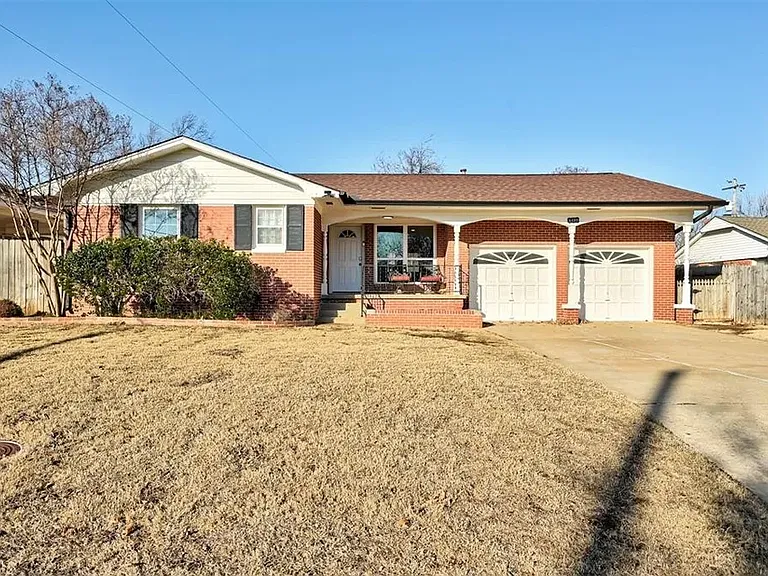 4609 N Virginia Ave — Photo 2