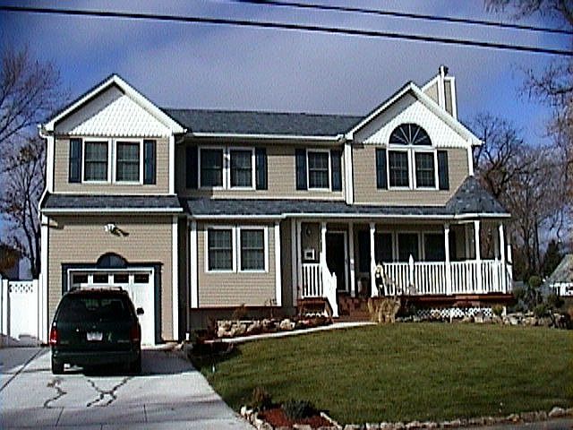 150 Jervis Ave