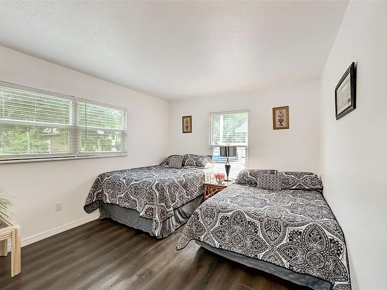 618 S Osprey Ave — Photo 13