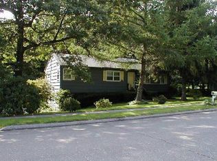 2 Fitzpatrick Dr, Ansonia, CT 06401