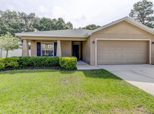 6058 Merrifield Dr, Zephyrhills, FL 33541